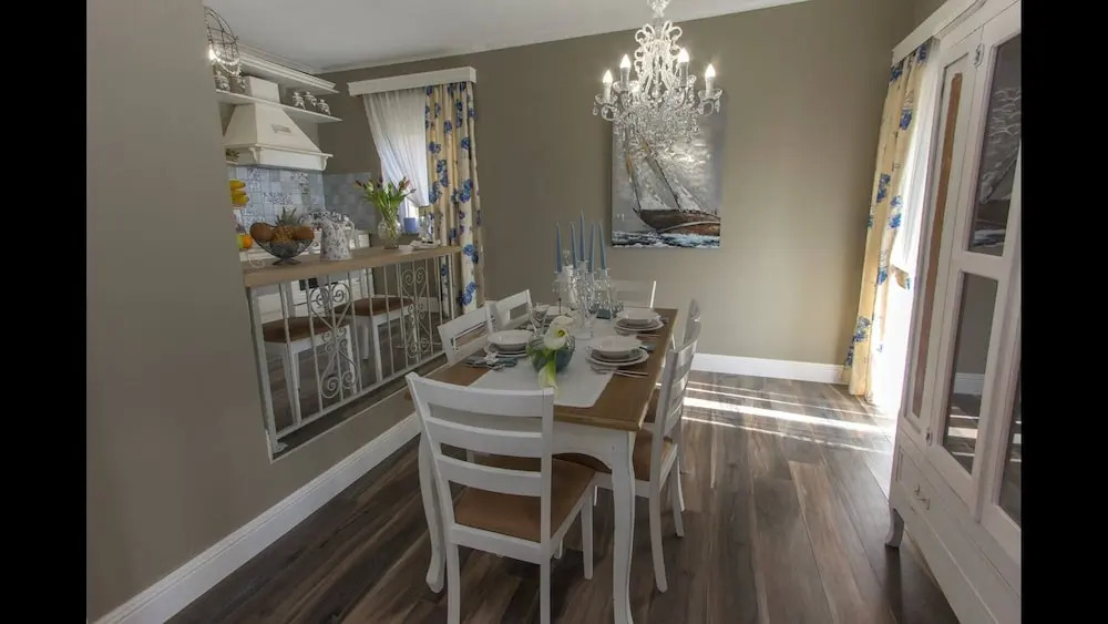 Villa Eleganza With Pool For 9 Guests , Zadar