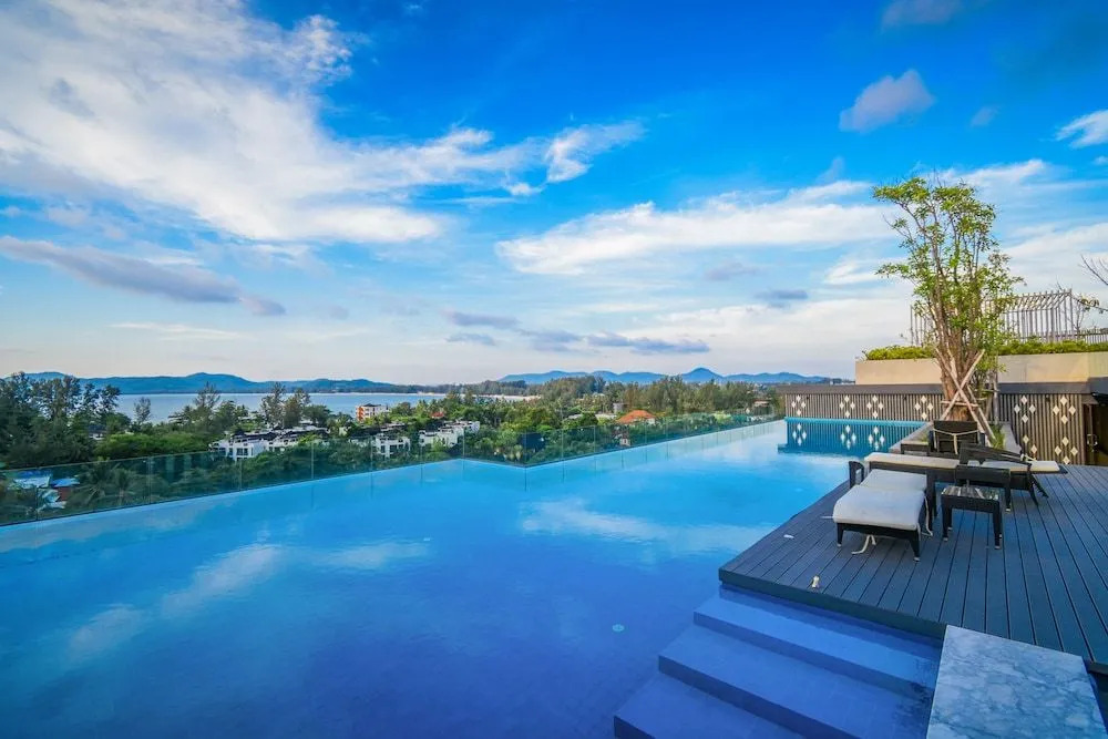 The Aristo Beach Resort Surin