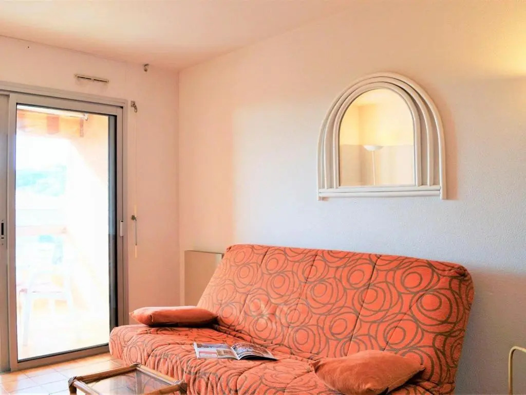 Appartement Le Lavandou, 1 pièce, 4 personnes - FR-1-251-230
