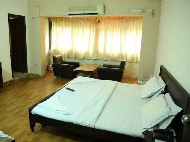 Shaheer Hospitality 111