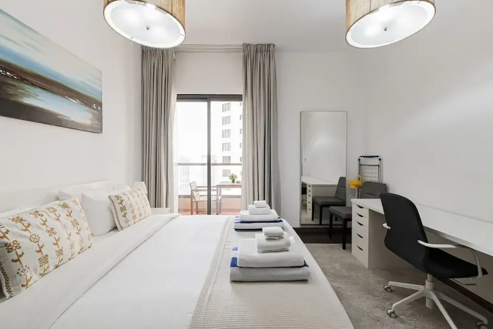 Short Stay Apartment Shams 1 Jumeirah Beach Residence 2 Bed Sleeps 4 Adults 2 Children