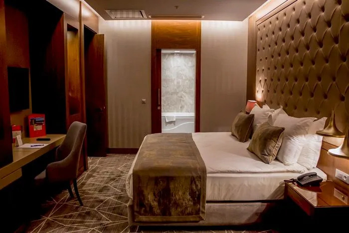 Kaya Laleh Park Hotel