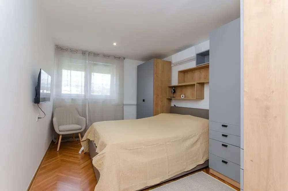 Sunny City Apartment