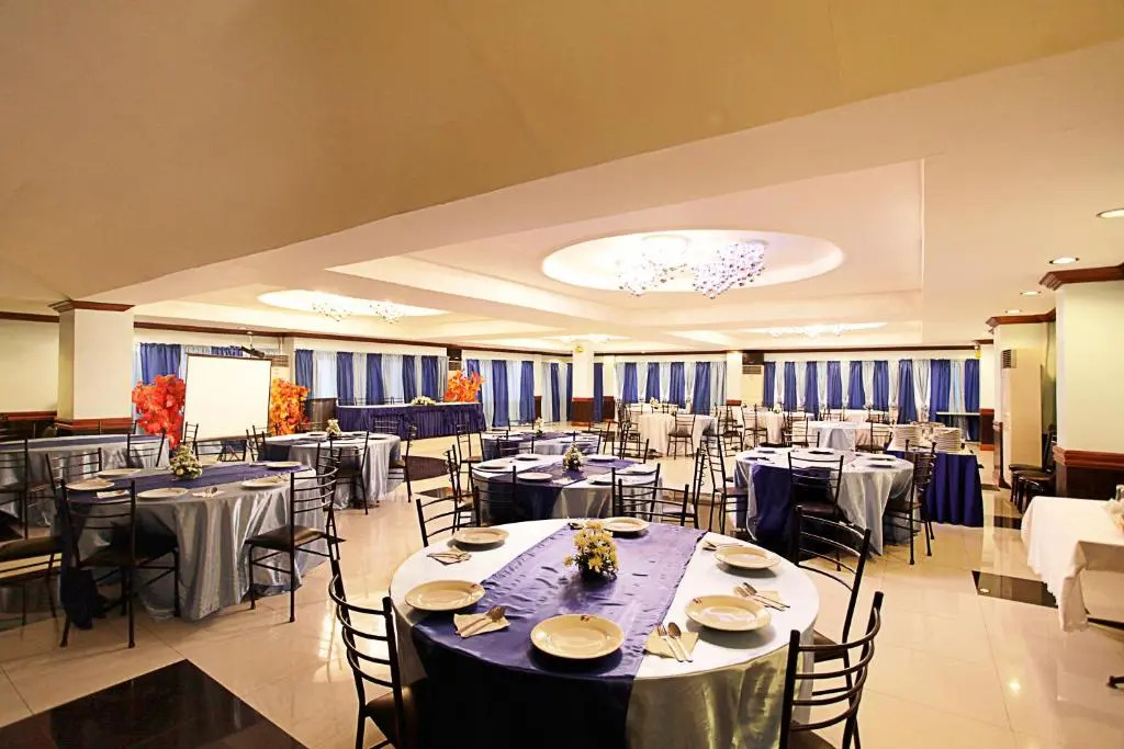 Holiday Plaza Hotel Tuguegarao City