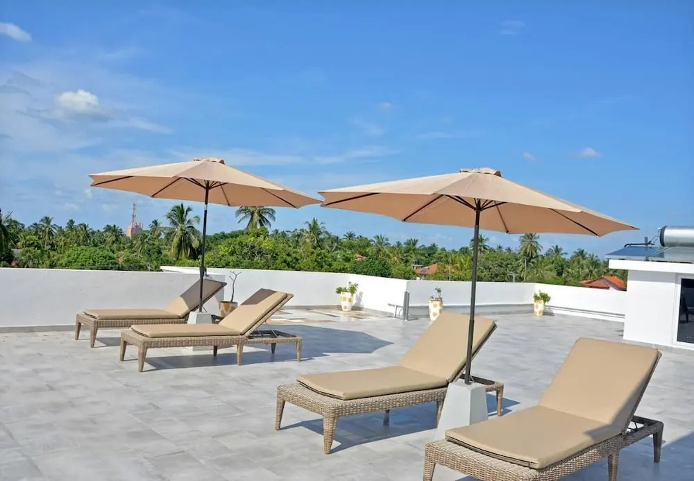 Negombo New Queens Palace