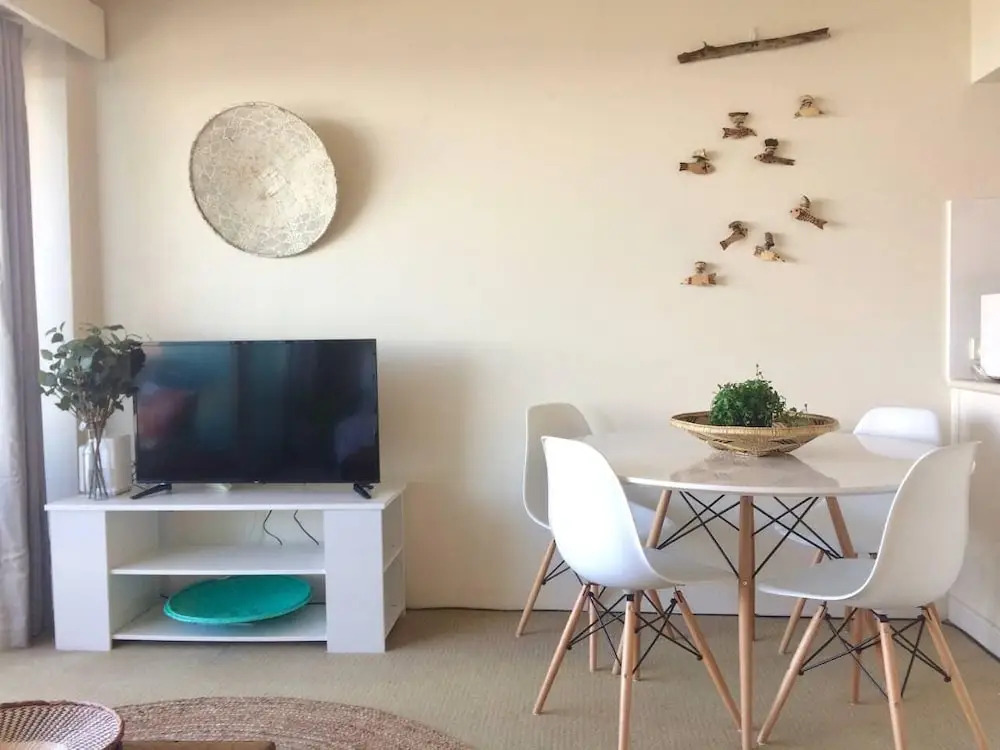 1 Bedroom Surfer’s View with Parking in Manly