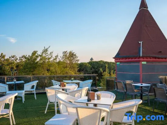 Velaris Boutique Hotel
