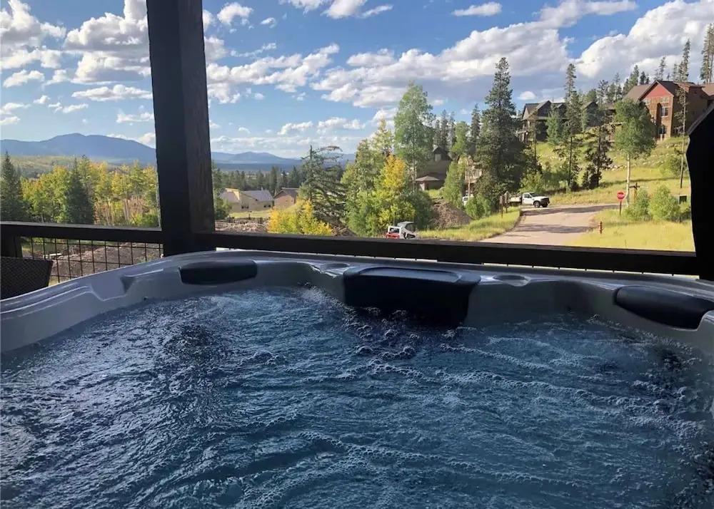 Rendezvous Lookout Point Luxury Chalets by Winter Park Escapes