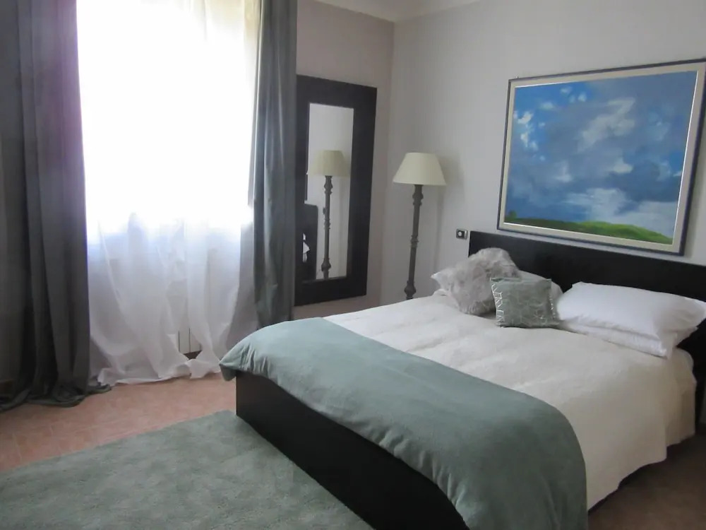 Suite Eleven