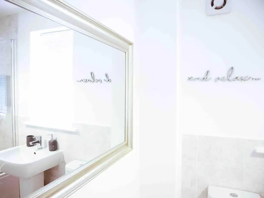 Beautiful 3bedroom townhouse in a new estate