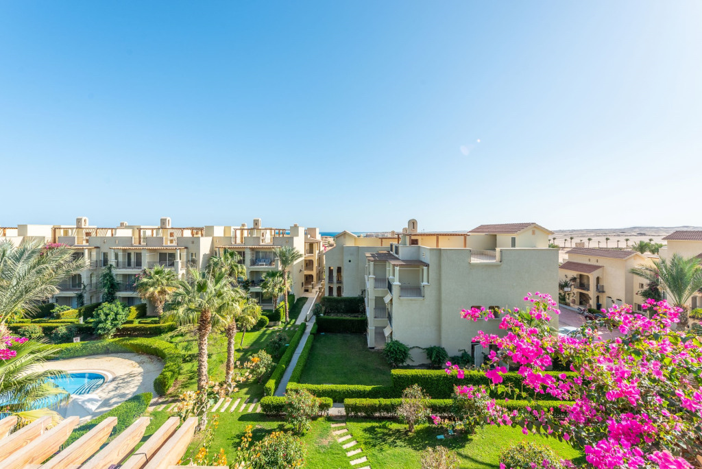 VESTA - Luxury APT - 2BR - Veranda