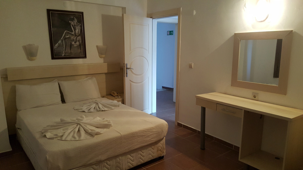 Golden Star Otel