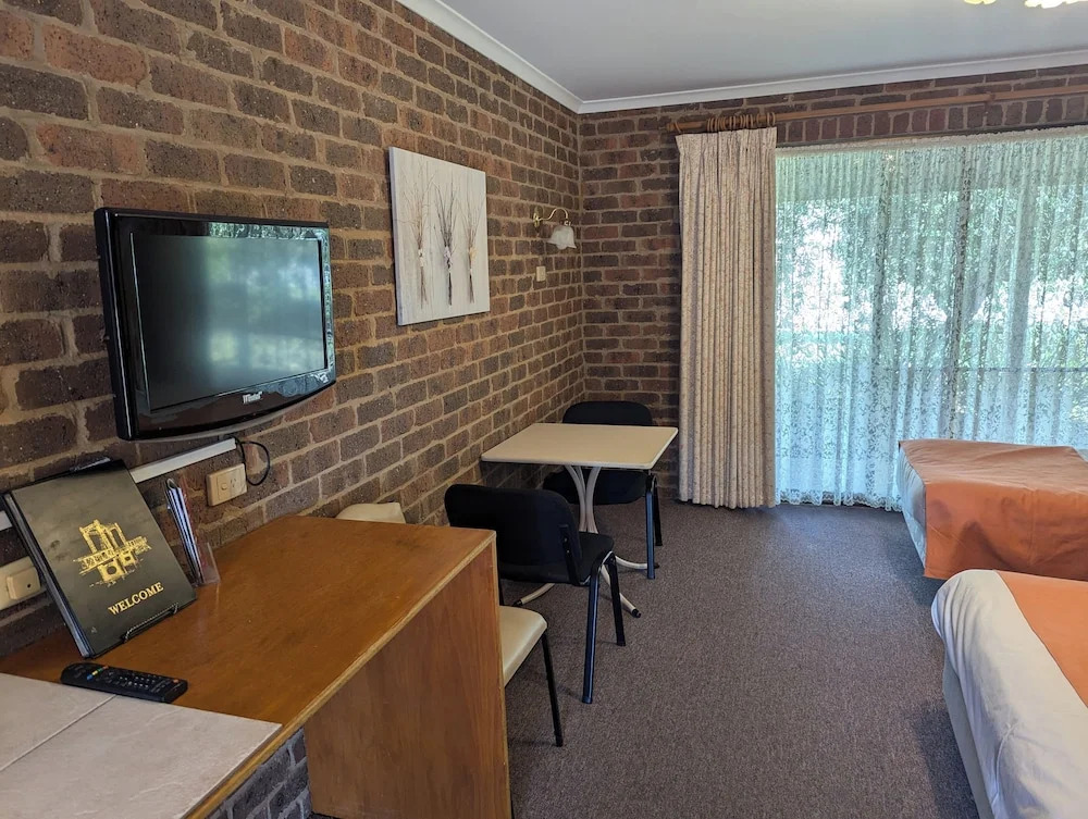 Barham Colonial Motel