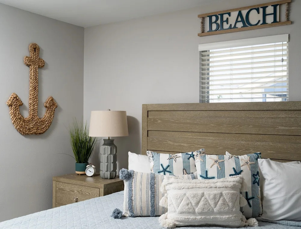 Shells N Sunshine! Getaway Destination Just Minutes from the White Sandy Beaches of Fort Myers! home