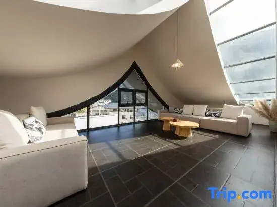 Reclusive·Snow Mountain Star-Viewing Private Hot Spring Boutique Hotel