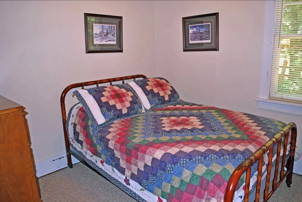 Cedar - Elbert's - 2 Br Duplex