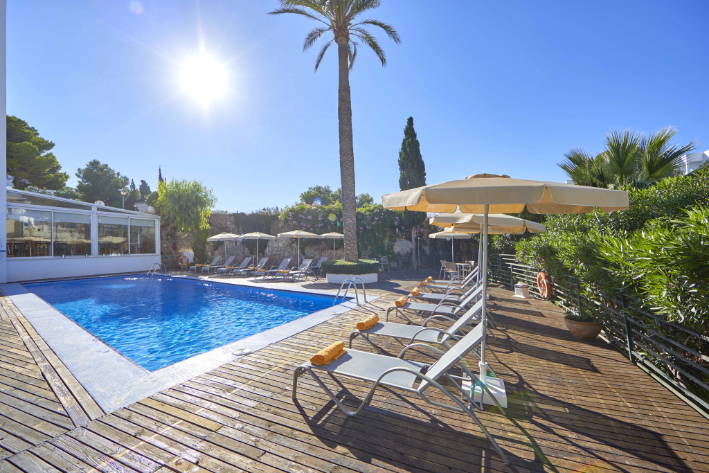 Gavimar Cala Gran Hotel and Apartments