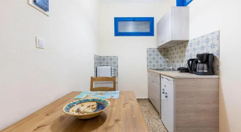 Vassos Apartments