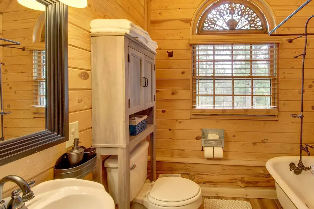 Lakeside Cabin on 2 Acres w/ Fire Pit + Hot Tub!