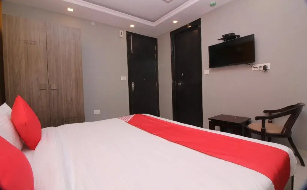 Chugh House By OYO Rooms