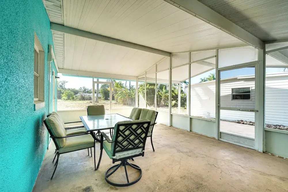 1 Mi to Boat Ramp: Bokeelia Home w/ Screened Patio
