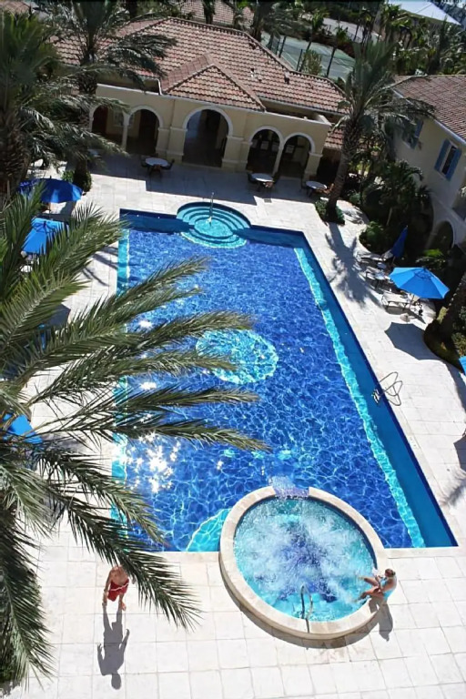 Villa Renaissance Unit 501 Grace Bay Beach