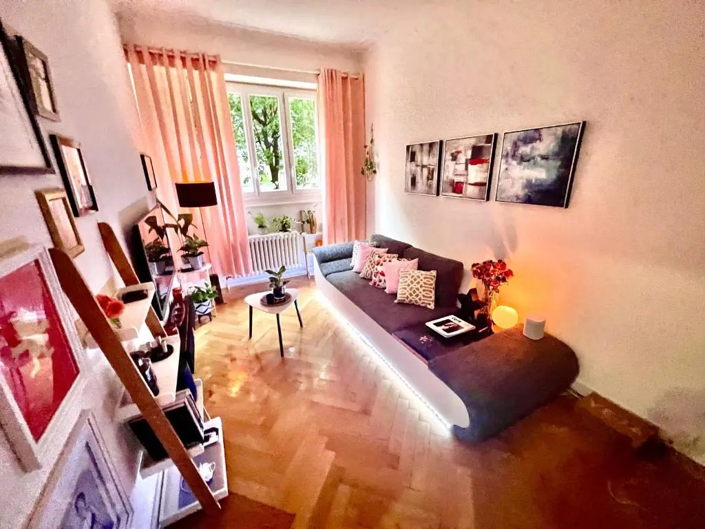 Stylish Spacious Cosy And Modern Fully Equipped Apartment in City Centre
