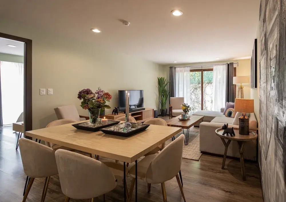 HOLT - Boutique 2BR Puente Viejo Residencial