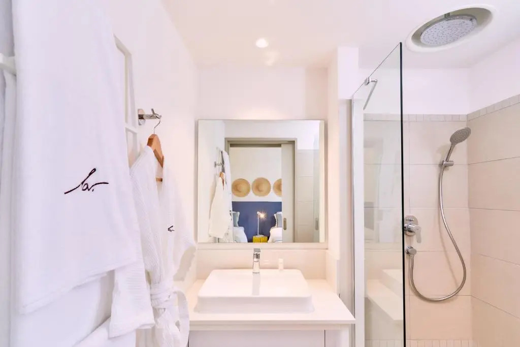 Les Estivales Beachfront Apartments & Penthouses by LOV Mauritius