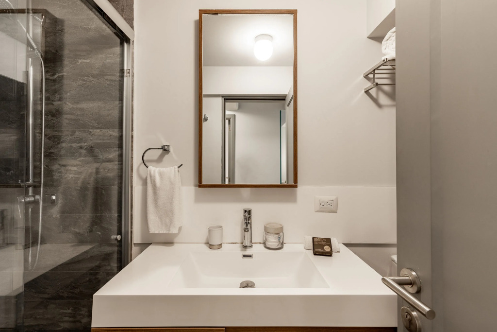 Casai Hi Tech Private 1 br in La Condesa With Terrace