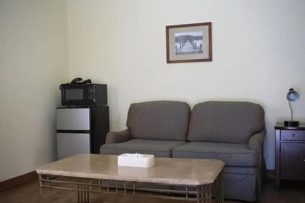 Carmel Resort Inn