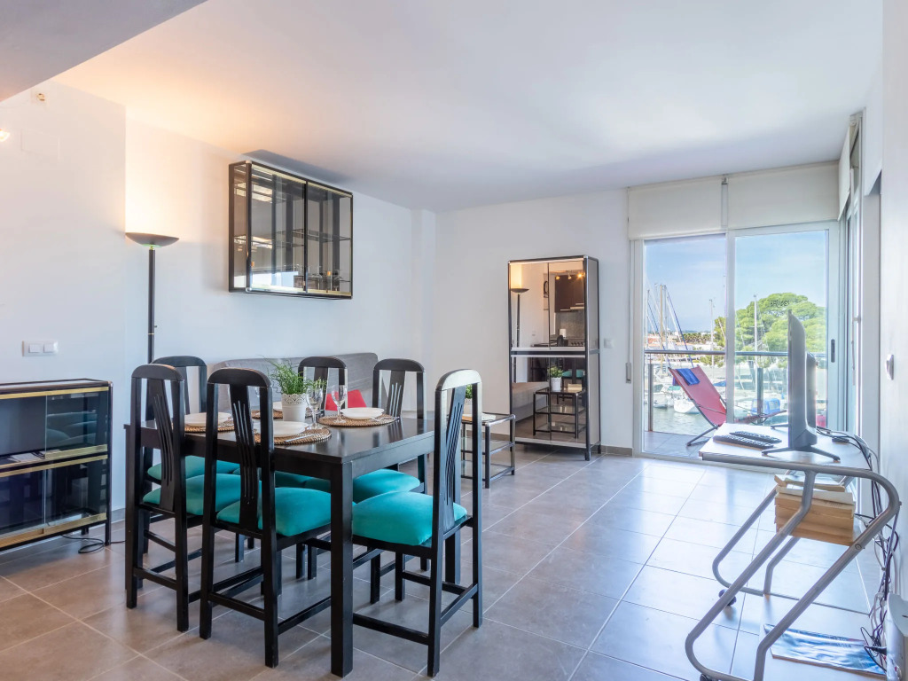 Apartment Cap Mestral by Interhome
