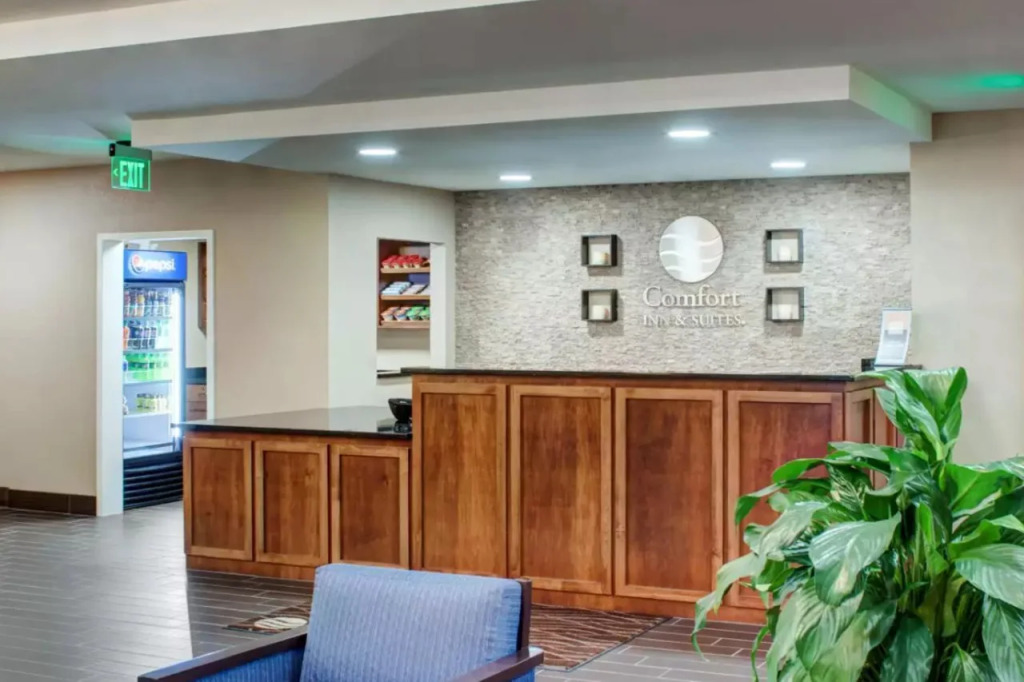 Comfort Inn & Suites Caldwell
