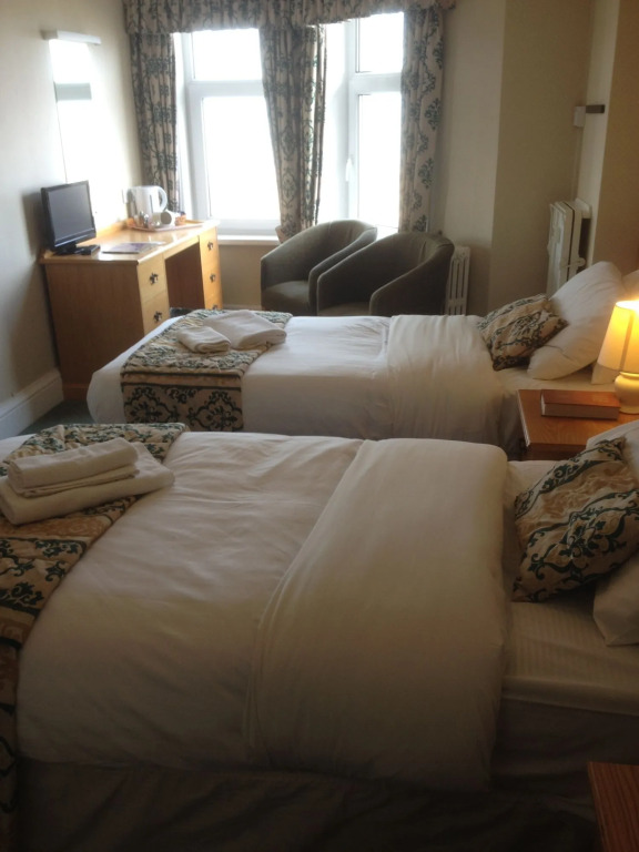 Monarch Hotel