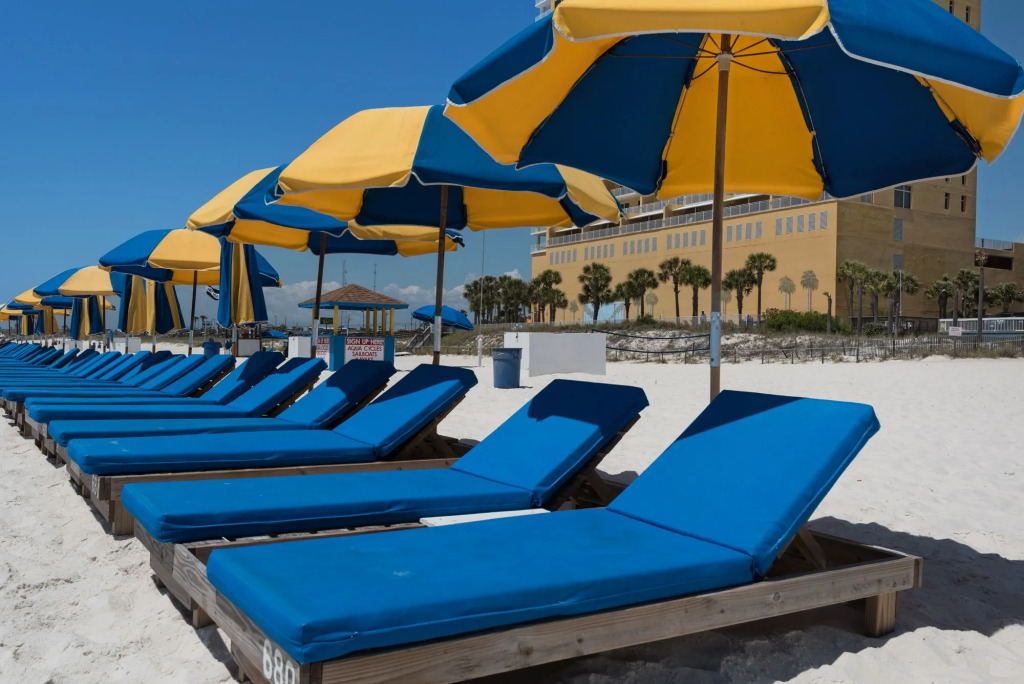 Palm & Tide Beachfront Hotel