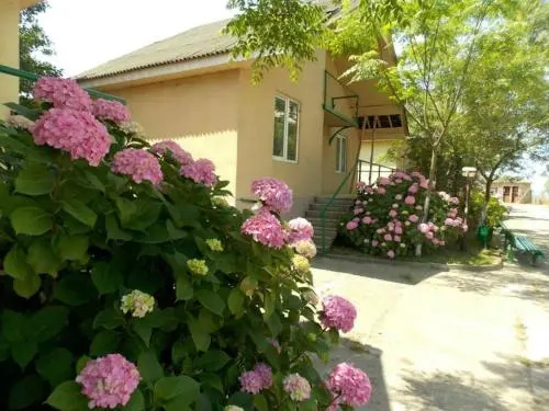 Hotel Lashtani