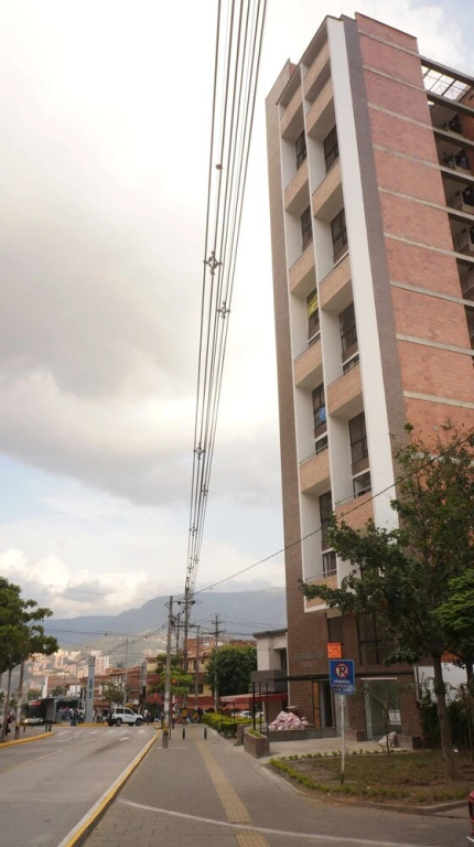 Apartaloft Balcon, Piso Alto Centro Cial Molinos