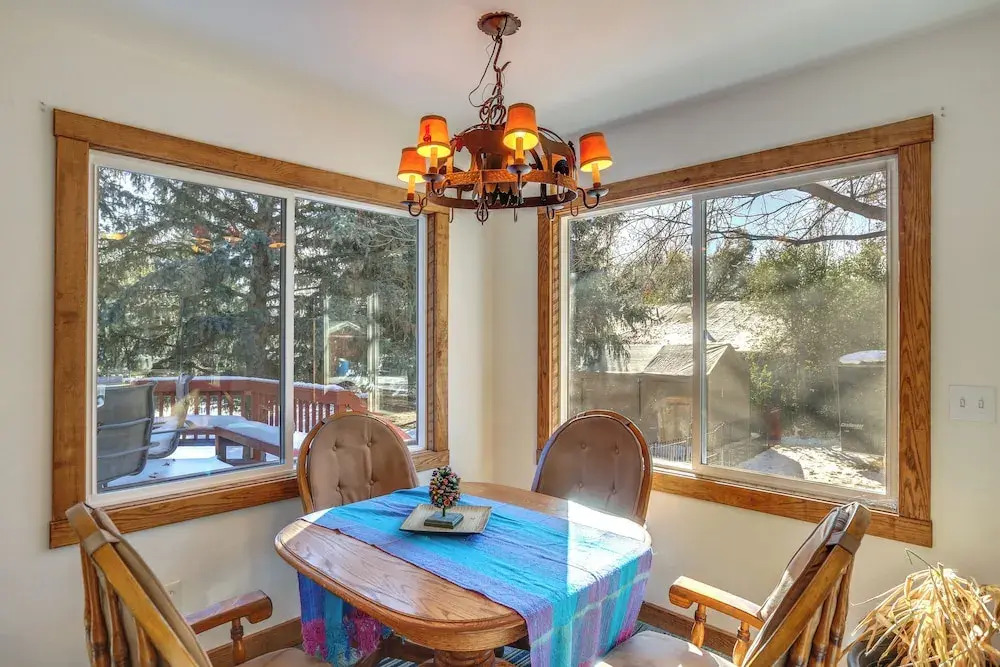 7 Mi to Downtown Denver: Lakewood Gem w/ Deck!