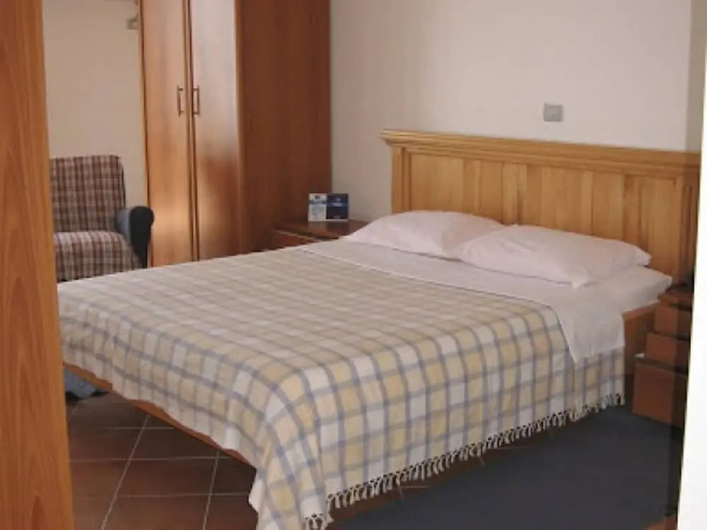 Levantin Inn 122 Suite Sea View N14