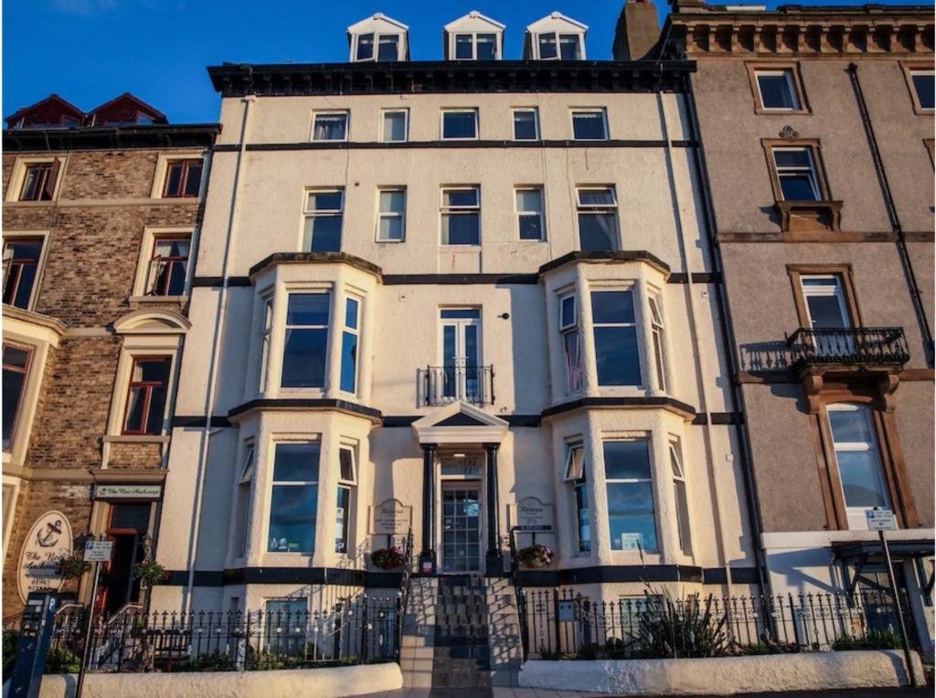 Riviera Guesthouse