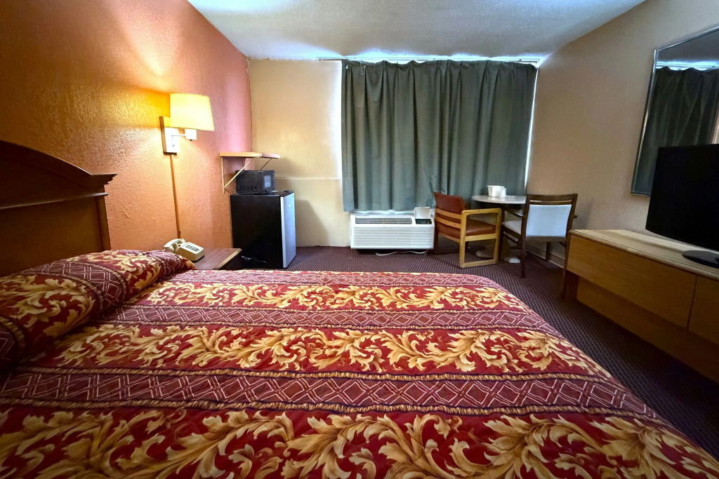 Red Carpet Inn & Suites Lima -Listing Partner