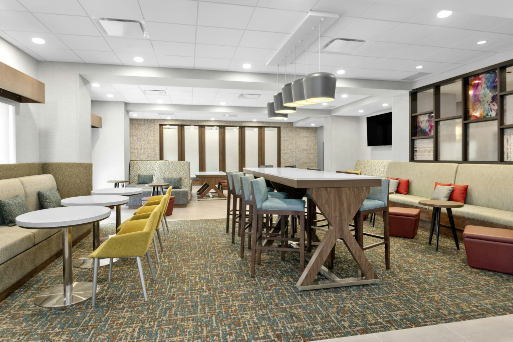 Hampton Inn By Hilton Cornwall