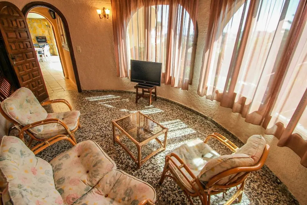 Paul - modern, well-equipped villa with private pool in Benissa