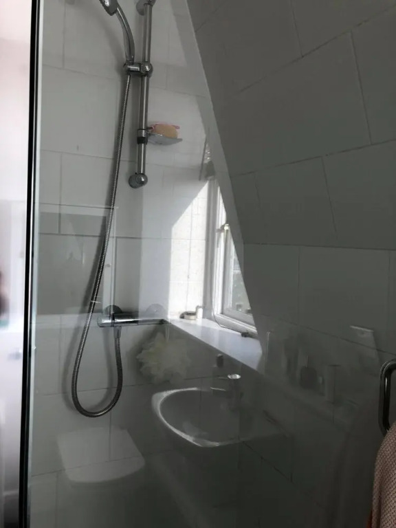 Eson2 - Stylish Apartment near Clapham
