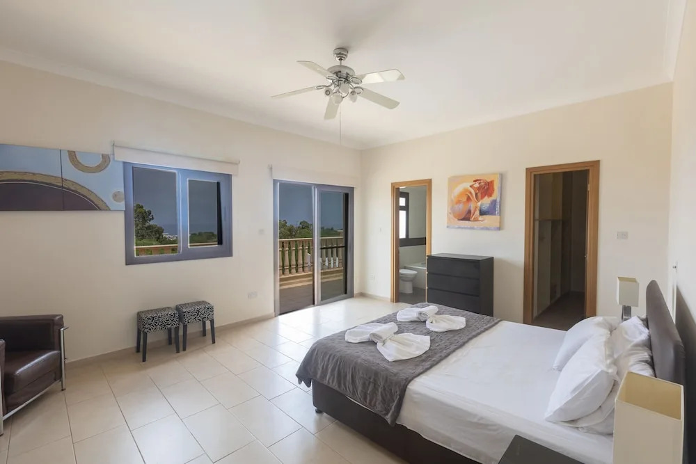 Protaras Holiday Villa Pa7 Private 7 Bedroom villa