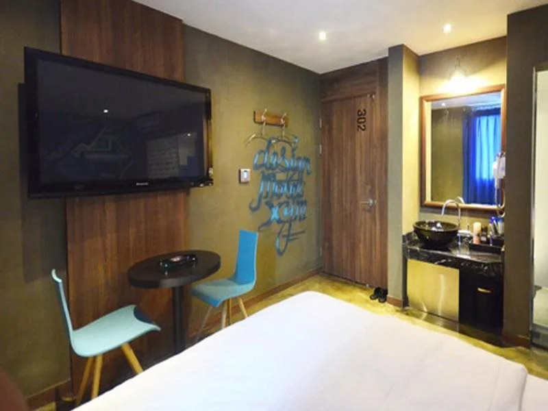 XYM Motel