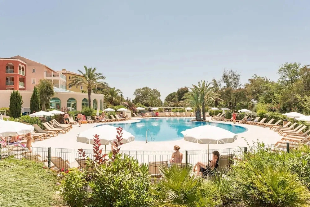 Beautiful French Riviera Apartment for 6