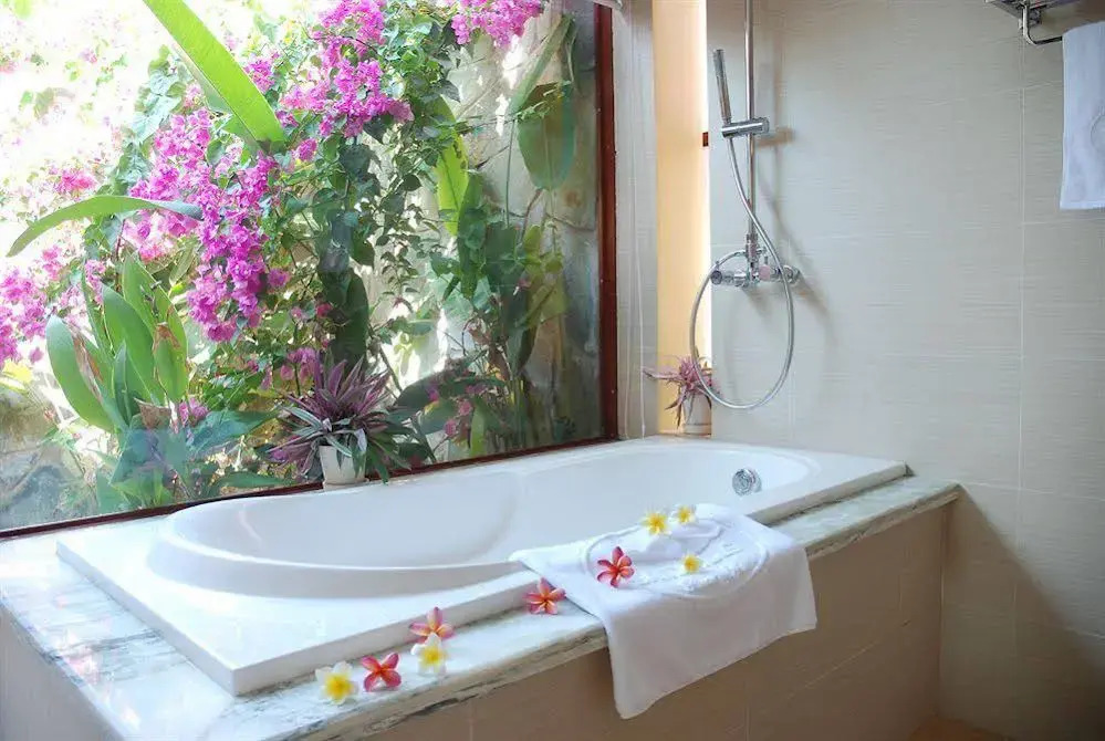 Sandhills Beach Resort & Spa