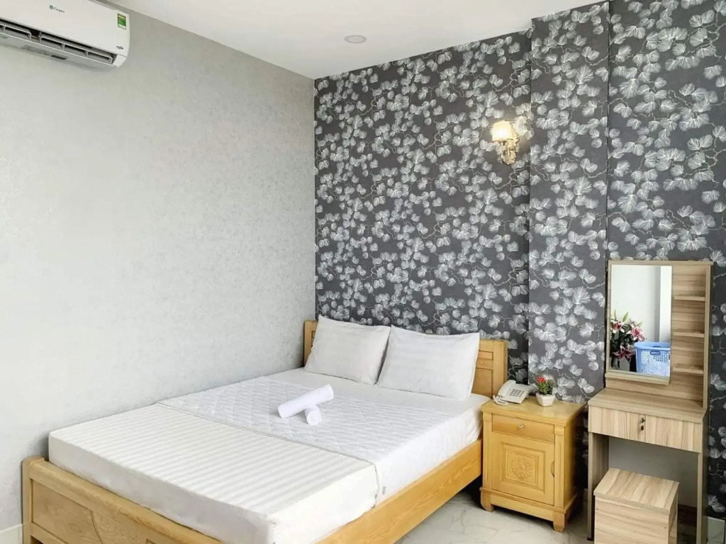 RedDoorz 868 Phat Loc Phat Hotel