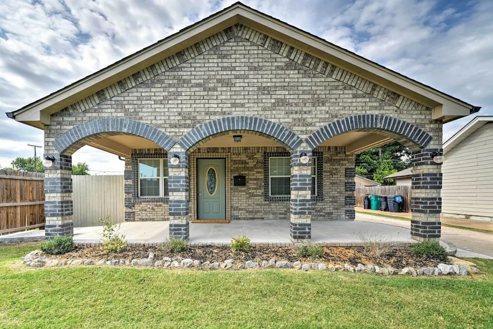 Oklahoma City Home w/ Yard - 5 Mi to Downtown!